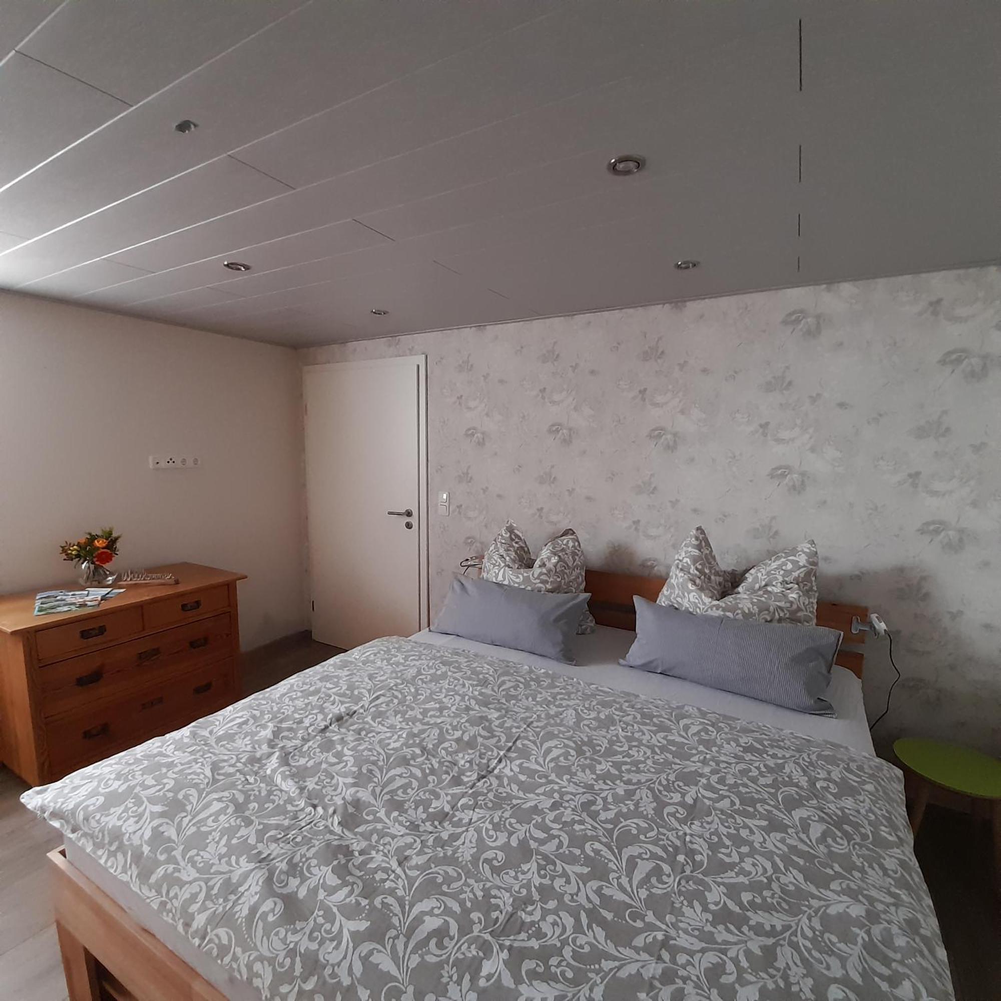 Am Fussweg Zur Therme Apartment